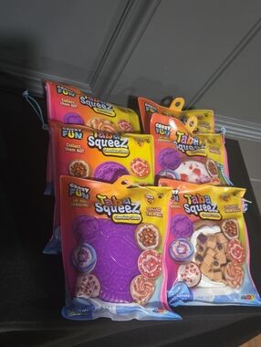 (6) Taba Squeez Kids Toy